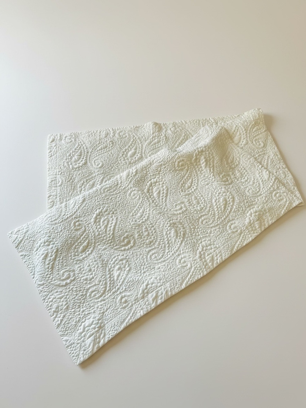 White Paisley Matelasse Pillow Sham King 20x39 Envelope Back